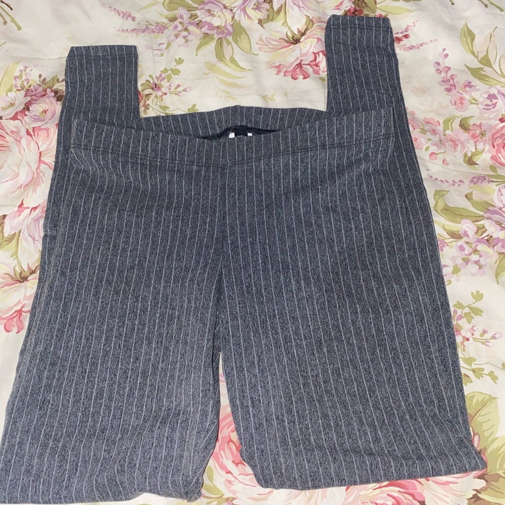 NWOT pinstripe legging’s